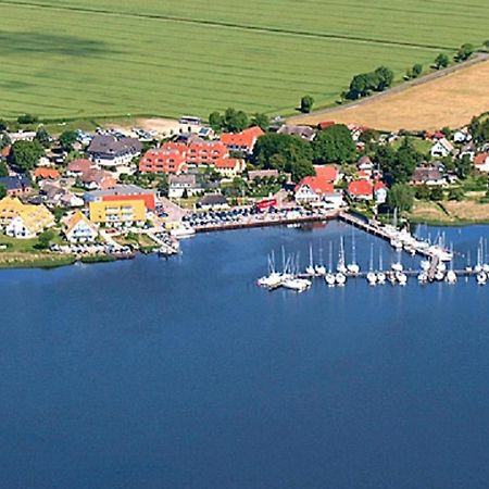 Hotel- & Ferienanlage Kapitaens-Haeuser Breege Kültér fotó