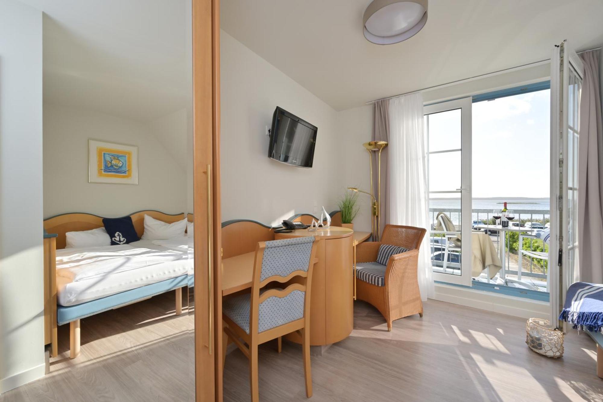 Hotel- & Ferienanlage Kapitaens-Haeuser Breege Kültér fotó