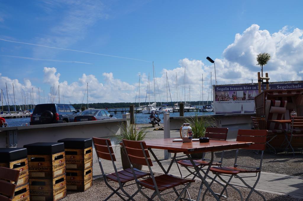 Hotel- & Ferienanlage Kapitaens-Haeuser Breege Kültér fotó